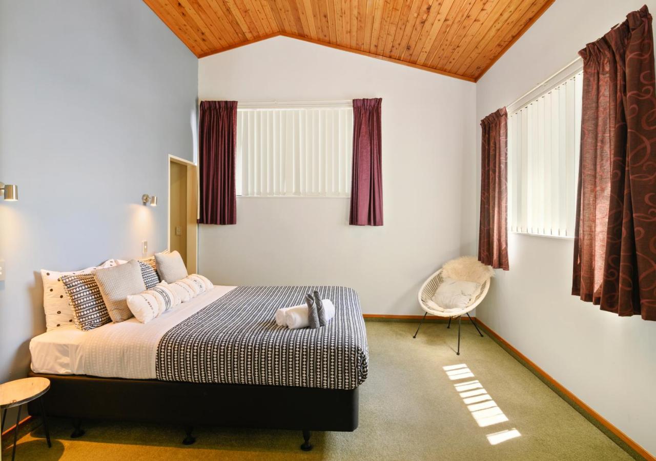 Red Door Holiday House 罗托鲁阿 外观 照片